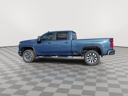 2025 Chevrolet Silverado 3500 LT