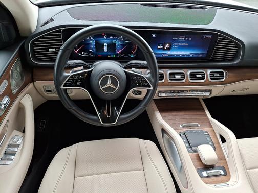 2024 Mercedes-Benz GLS 450 4MATIC