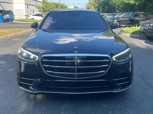 2022 Mercedes-Benz S-Class 
