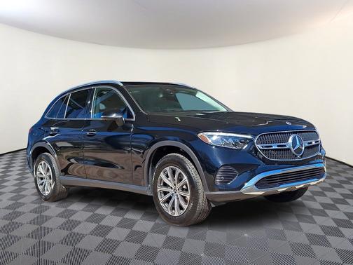 2023 Mercedes-Benz GLC 300 