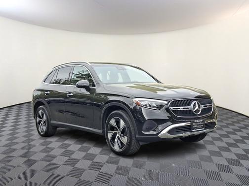 2024 Mercedes-Benz GLC 300