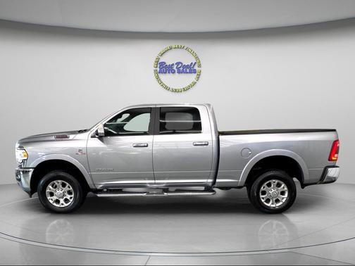 2021 RAM 2500 Laramie Crew Cab 4x4 6'4' Box