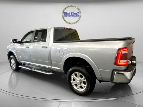 2021 RAM 2500 Laramie Crew Cab 4x4 6'4' Box