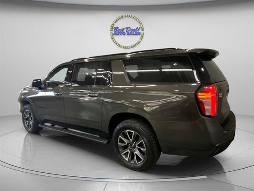 2021 Chevrolet Suburban 4WD Z71
