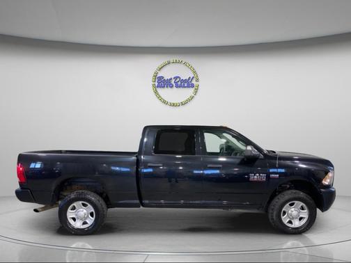 2018 RAM 3500 Tradesman Crew Cab 4x4 6'4' Box