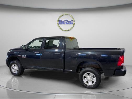 2018 RAM 3500 Tradesman Crew Cab 4x4 6'4' Box