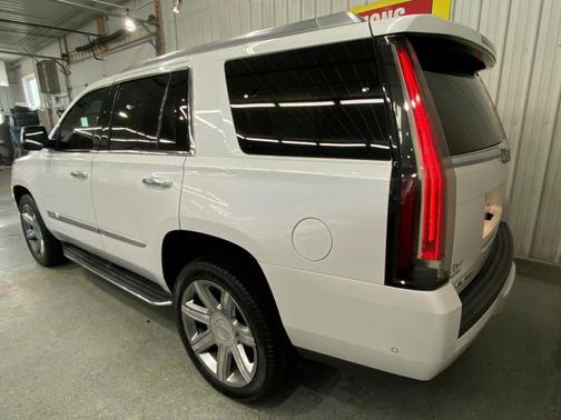 2020 Cadillac Escalade Premium Luxury