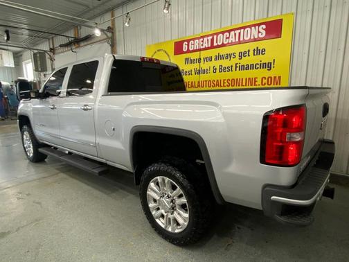 2015 GMC Sierra 2500 Denali