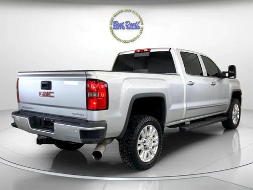 2015 GMC Sierra 2500 Denali