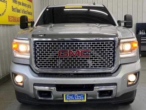 2015 GMC Sierra 2500 Denali