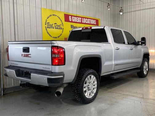 2015 GMC Sierra 2500 Denali