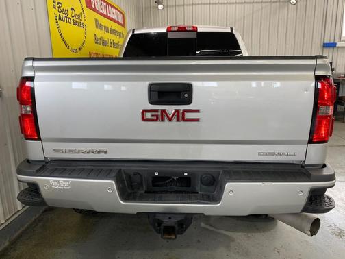 2015 GMC Sierra 2500 Denali