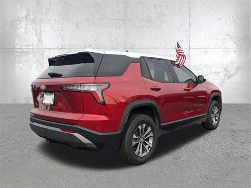 Radiant Red Tintcoat 2025 Chevrolet Equinox 1LT