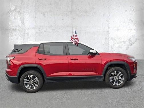 Radiant Red Tintcoat 2025 Chevrolet Equinox 1LT