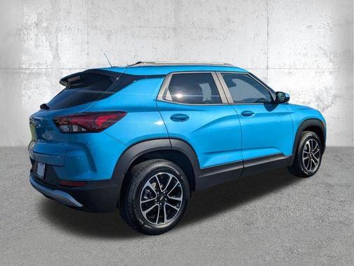 Marina Blue 2026 Chevrolet Trailblazer LT