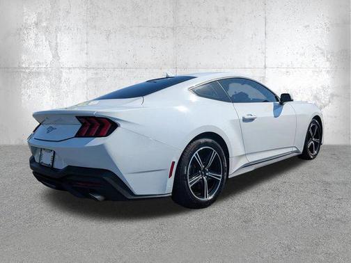 Oxford White 2024 Ford Mustang EcoBoost