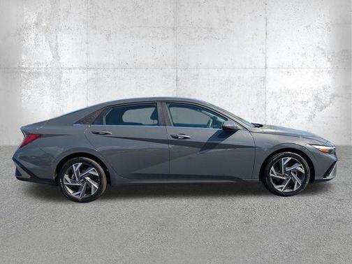 Gray 2025 Hyundai ELANTRA SEL Convenience