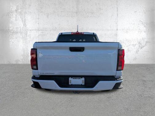 Summit White 2026 Chevrolet Colorado LT
