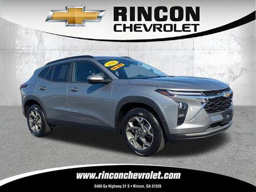 Sterling Gray Metallic 2025 Chevrolet Trax LT