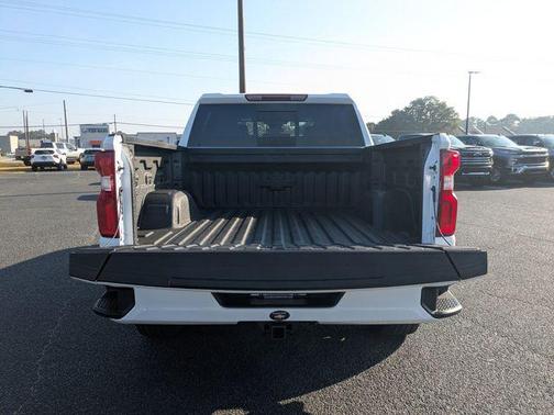 Summit White 2026 Chevrolet Silverado 1500 RST