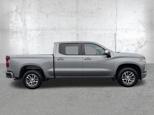 Sterling Gray Metallic 2023 Chevrolet Silverado 1500 LT