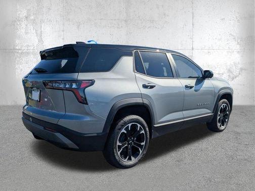 Sterling Gray Metallic 2026 Chevrolet Equinox LT
