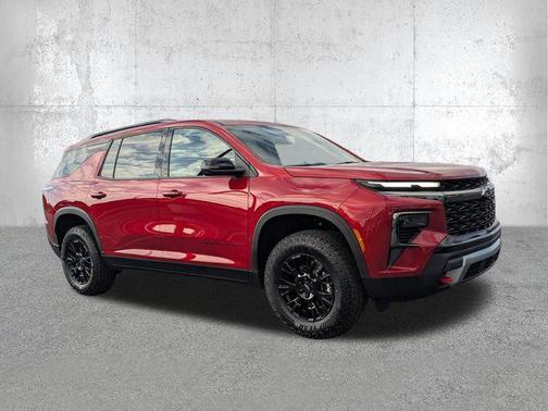 Radiant Red Tintcoat 2026 Chevrolet Traverse AWD Z71