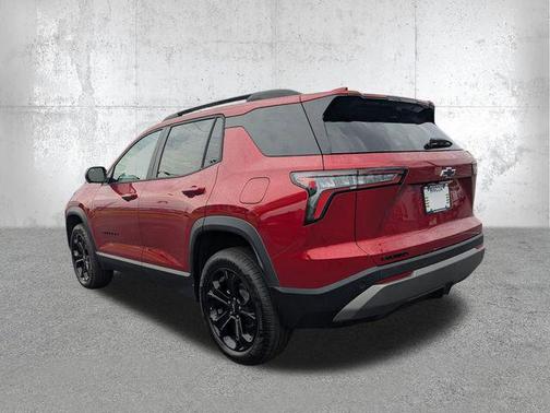 Radiant Red Tintcoat 2026 Chevrolet Equinox 1LT