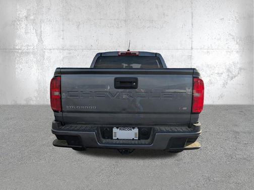 Satin Steel Metallic 2022 Chevrolet Colorado LT