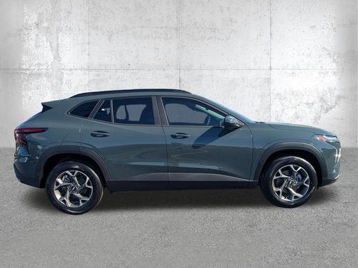 Cypress Gray 2026 Chevrolet Trax LT