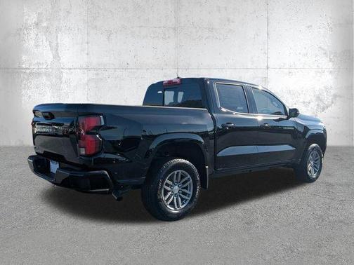 Black 2026 Chevrolet Colorado LT