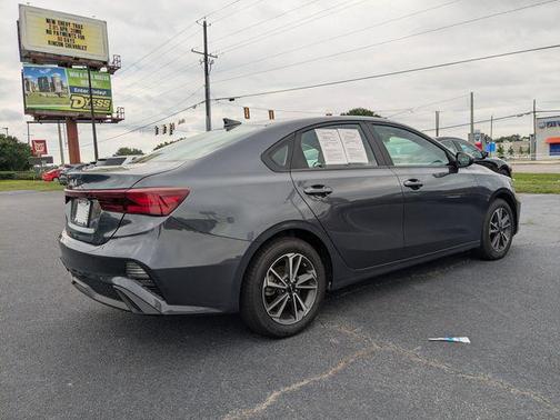 Gravity Gray 2024 Kia Forte LXS