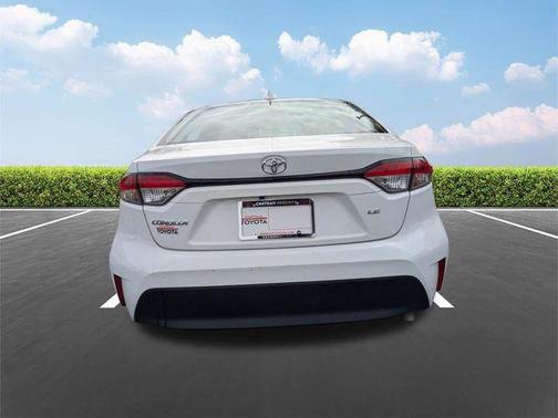 Ice 2024 Toyota Corolla LE