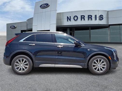 2022 Cadillac XT4 Premium Luxury
