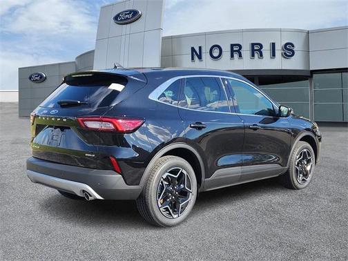 2026 Ford Escape Platinum