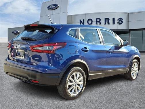 2022 Nissan Rogue Sport S