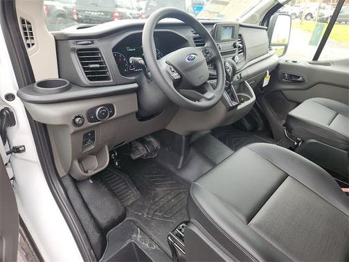 2025 Ford Transit-250 148 WB Medium Roof Cargo
