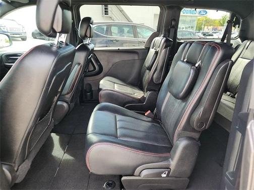 2015 Dodge Grand Caravan R/T
