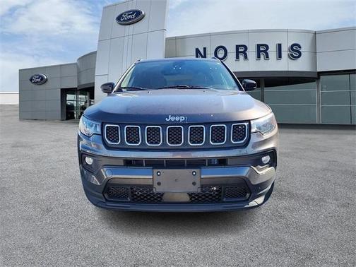 2023 Jeep Compass Latitude Lux