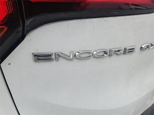 2022 Buick Encore GX Select