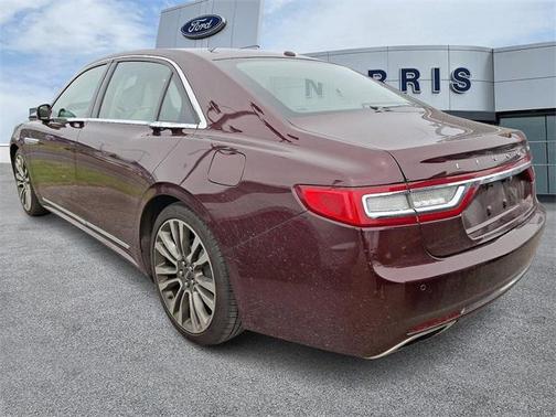 2017 Lincoln Continental Select