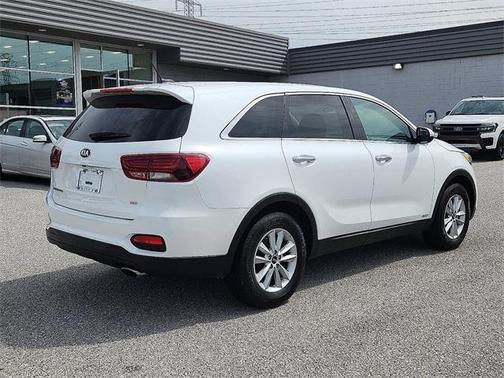 2020 Kia Sorento LX