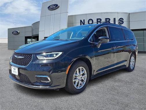 2022 Chrysler Pacifica Touring-L