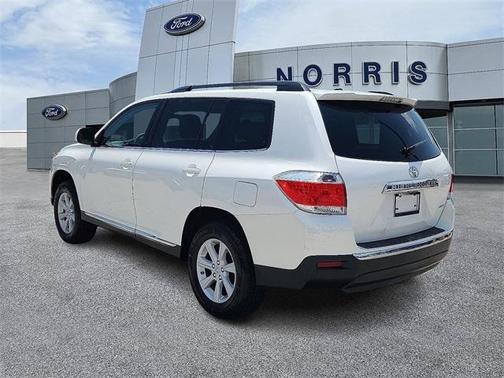 2012 Toyota Highlander SE