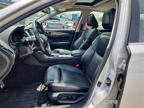 2015 INFINITI Q50 Sport