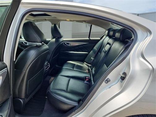 2015 INFINITI Q50 Sport