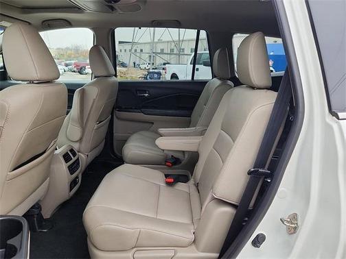 2019 Honda Pilot Touring 7-Passenger
