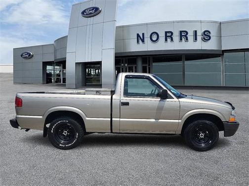 2003 Chevrolet S-10 BASE