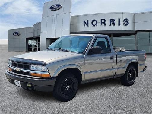 2003 Chevrolet S-10 BASE