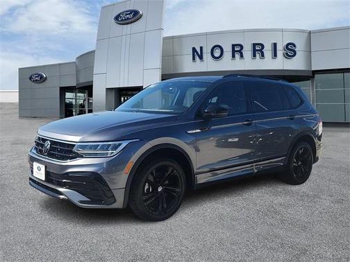 2023 Volkswagen Tiguan 2.0T SE R-Line Black